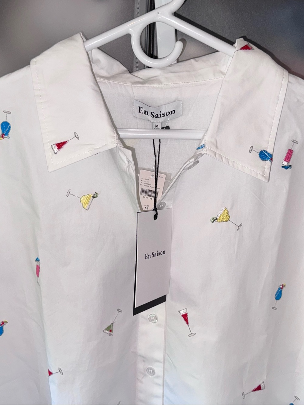 En Saison Nellie Buttondown Shirt from Anthropologie Cocktail Print Size M NWT - Picture 5 of 16
